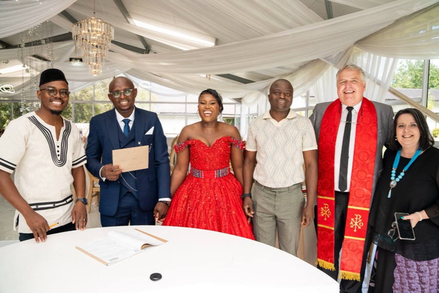 Wedding ceremony by Dr. Gerrit Rademeyer in Rouxville
